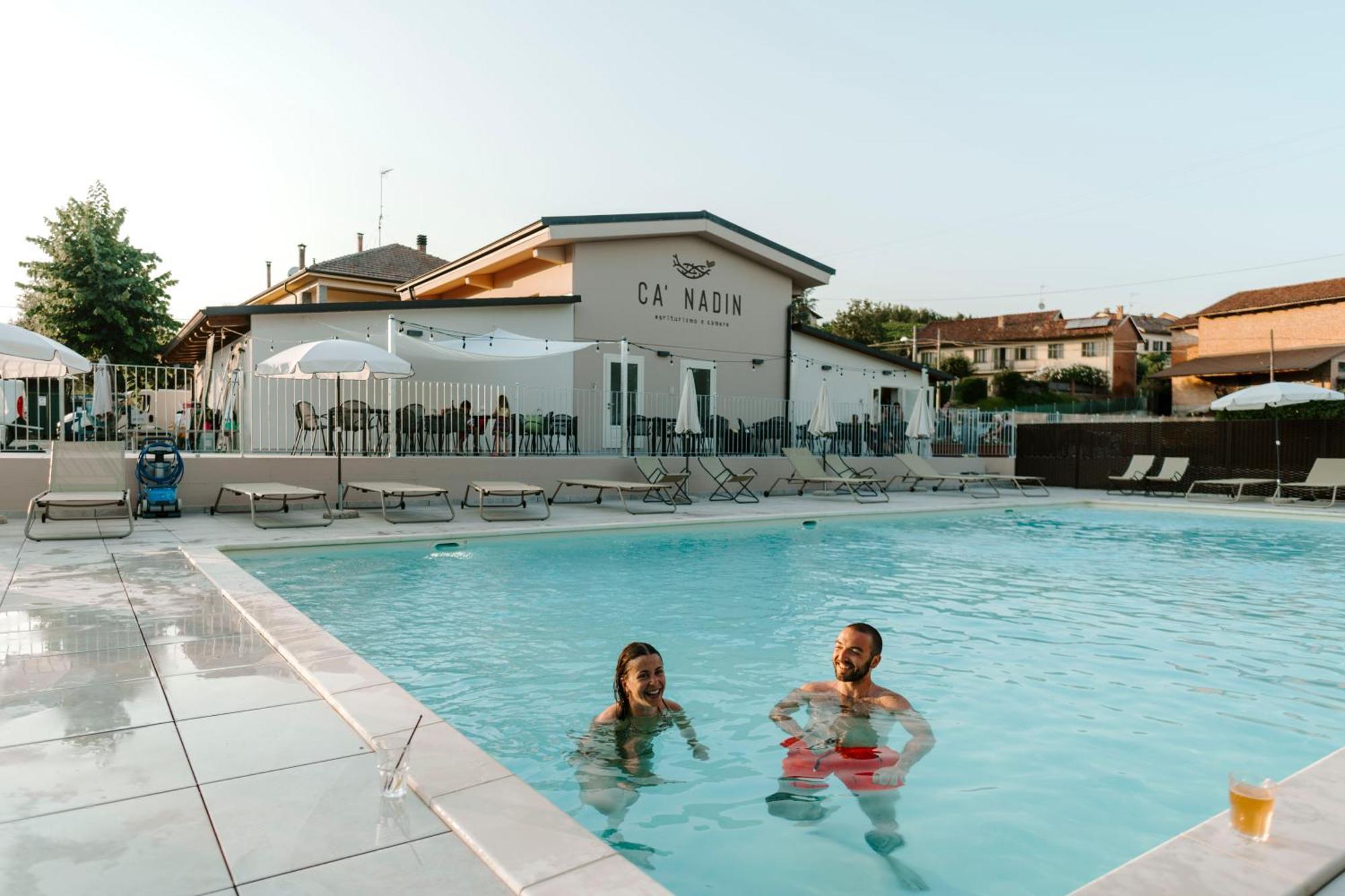 San Damiano dʼAsti Ca' Nadin Agriturismo מראה חיצוני תמונה
